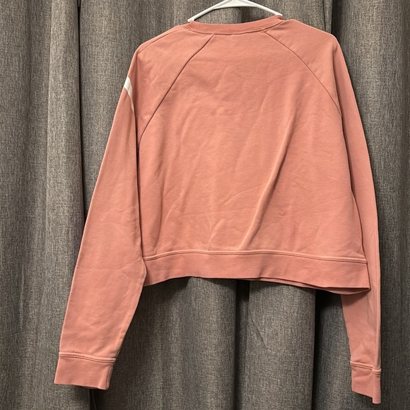 Nike Dri-Fit Crop Sweatshirt - Picture 2 of 3